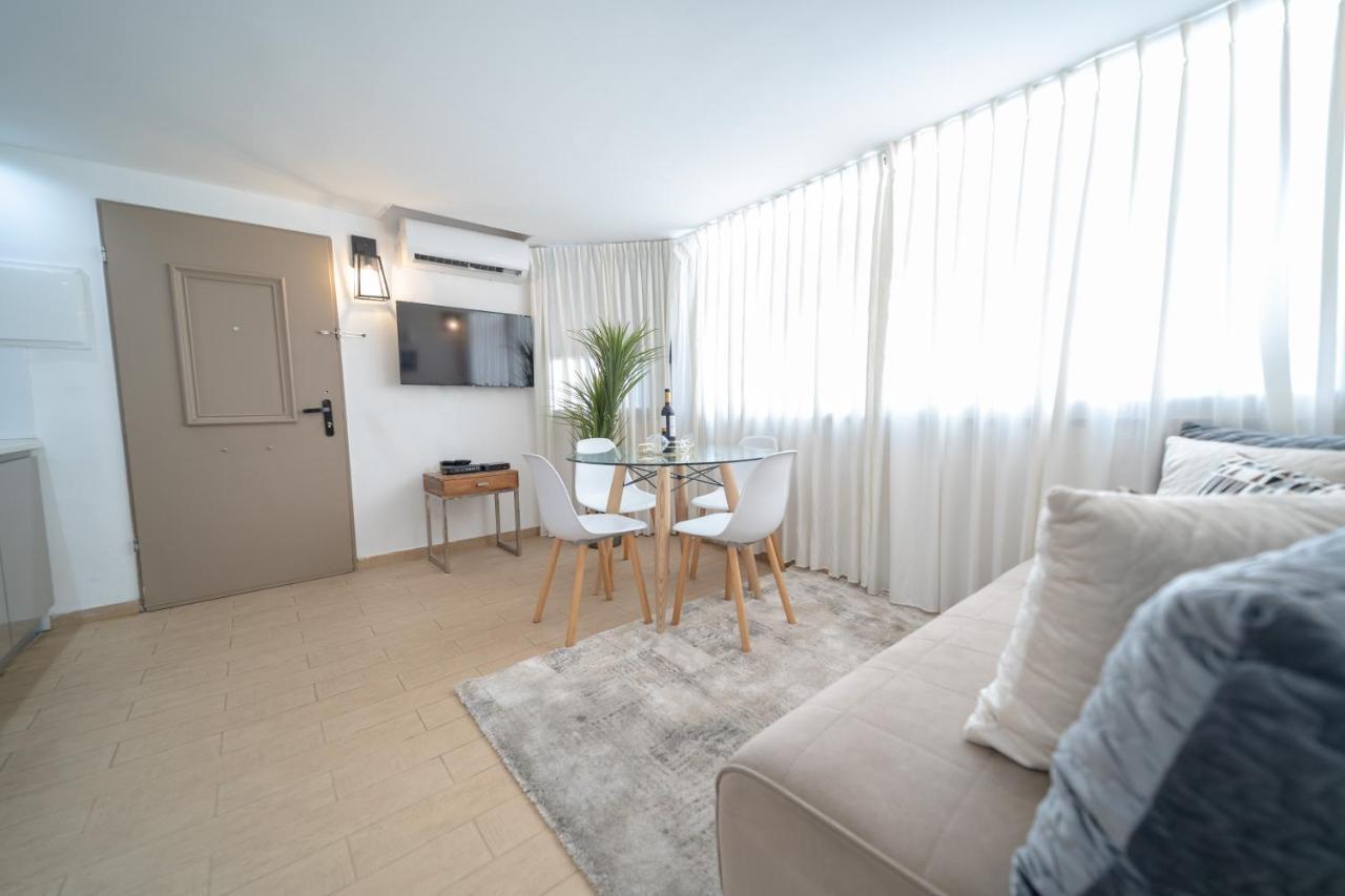 Ocean Executive Apartments - 5 Min From The Beach Тель-Авів Екстер'єр фото