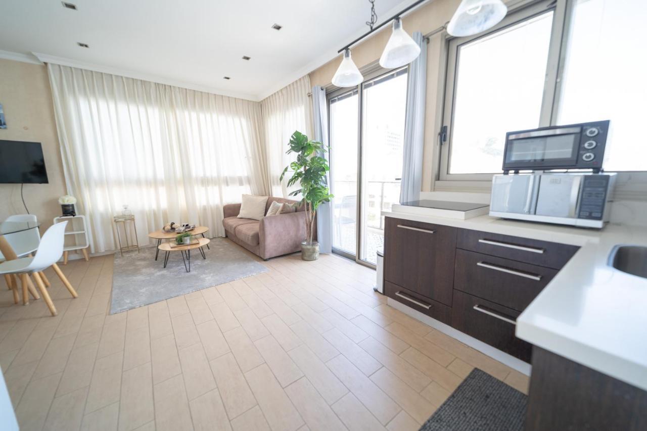 Ocean Executive Apartments - 5 Min From The Beach Тель-Авів Екстер'єр фото